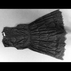 Lucid-pink Black laced dress